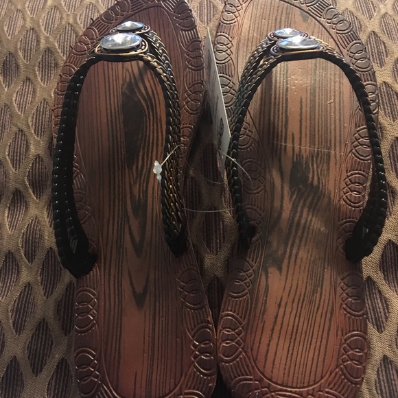 Brown sandal 7/8 - Picture 2 of 2